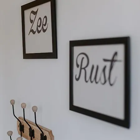 Zee Rust Apartment